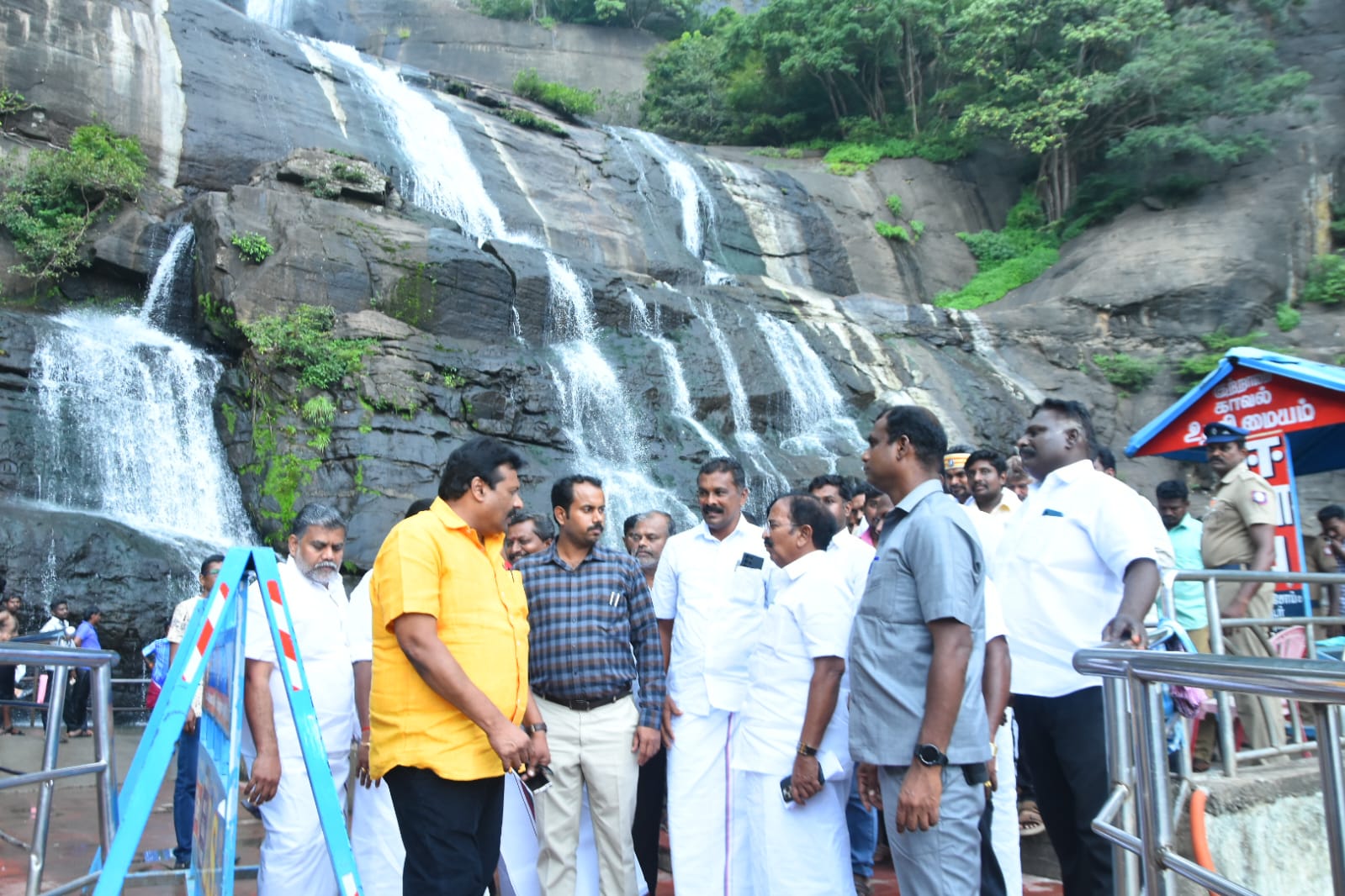 தென்காசி மாவட்டத்தில் சுற்றுலாத்துறை அமைச்சர் நேரில் ஆய்வு..