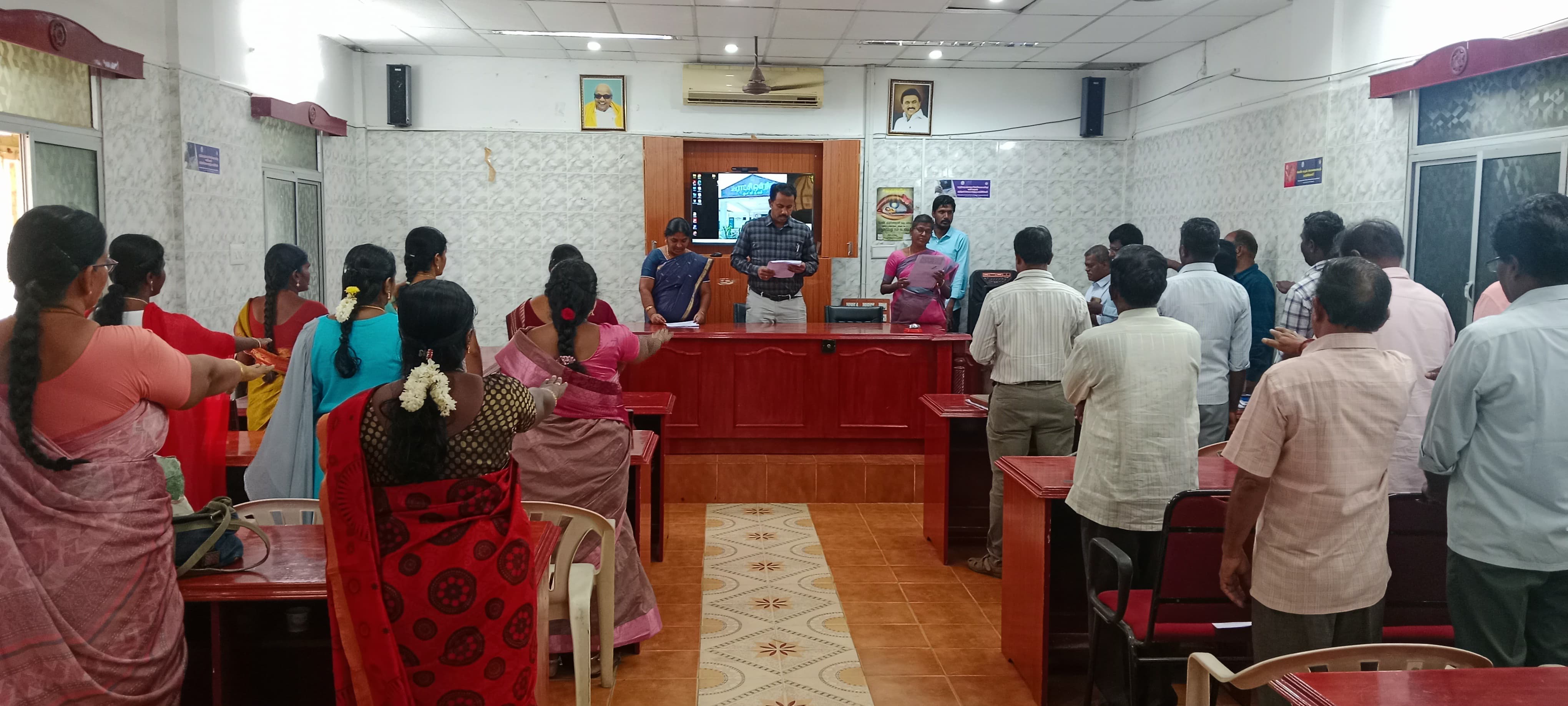 தென்காசி மாவட்டத்தில் இந்திய அரசியலமைப்பு தின உறுதி மொழியேற்பு..