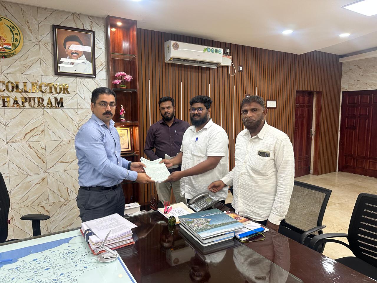 மங்கலங்குடி கிராமத்திற்கு அடிப்படை தேவை குறித்து மாவட்ட ஆட்சியரிடம் மனு..