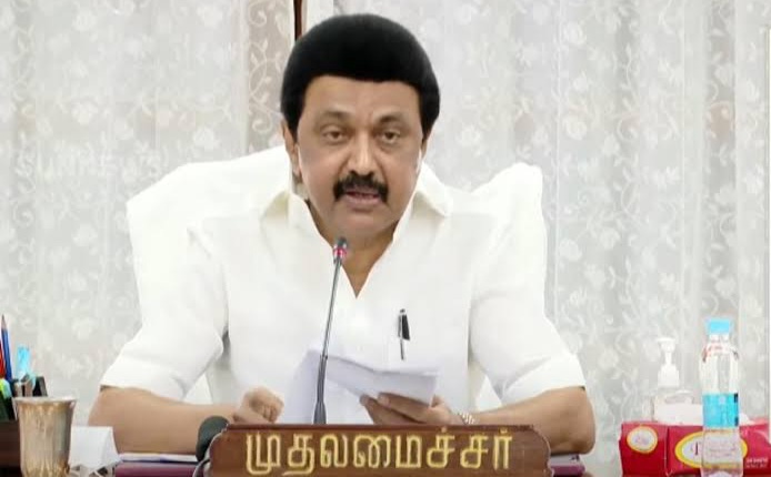 தமிழ்நாடு முதல்வருக்கு நன்றி தெரிவித்த தூய்மைப் பணியாளர்கள்..
