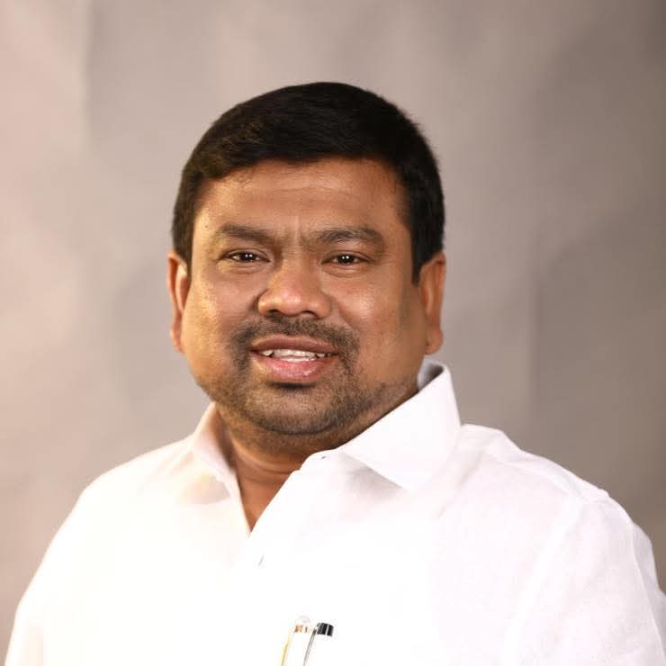 பொங்கல் திருநாளை முன்னிட்டு இராமநாதபுரம் மாவட்டத்திற்கு கூடுதல் சிறப்பு ரயில்கள் இயக்க தெற்கு ரயில்வே பொது மேலாளரிடம் நவாஸ்கனி எம்பி கோரிக்கை.!