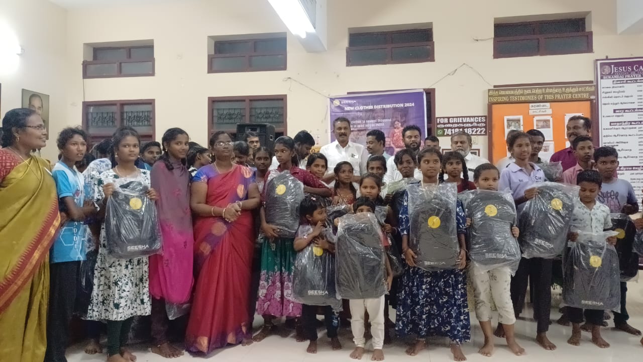 சீஷா தொண்டு நிறுவனம் சார்பில் கல்வி உபகரணங்கள் வழங்கல்..