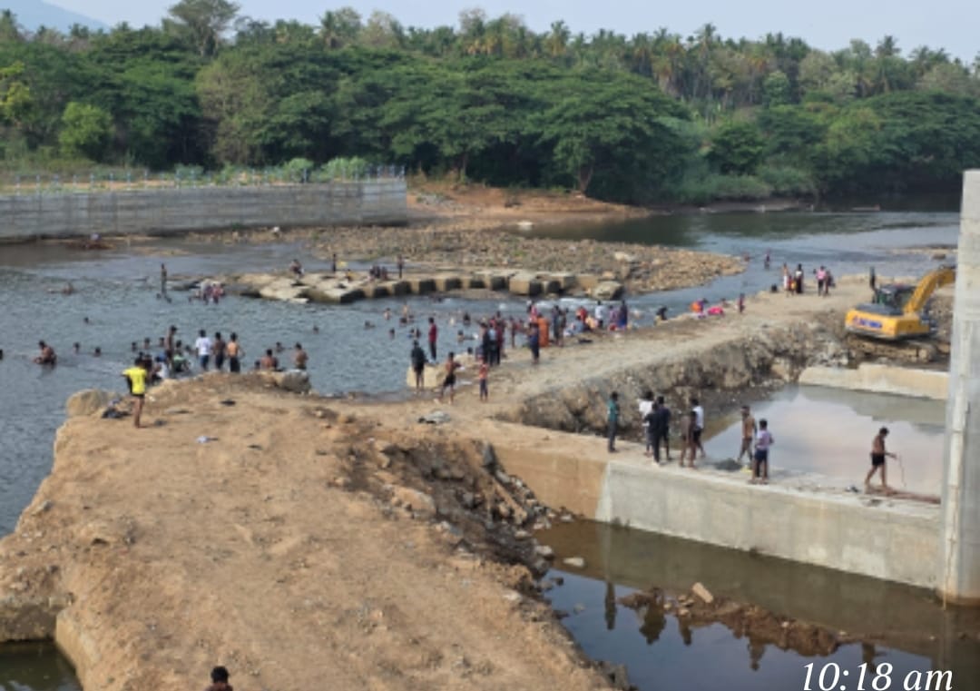 நீரேற்று நிலைய தடுப்பணை பகுதியில் பொதுமக்கள் இறங்கத் தடை.!