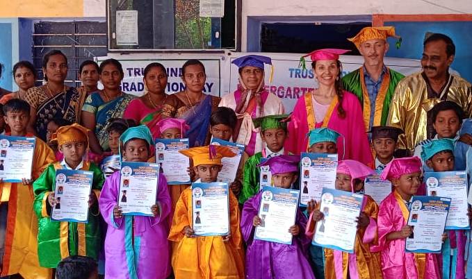 சிறந்த கல்வி அளித்து வரும் டிரஸ்ட் இந்தியா பள்ளி..