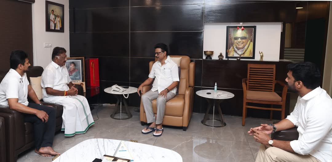 முதல்வர் மு.க.ஸ்டாலினை சந்தித்தார் ஓ.பன்னீர்செல்வம்: அரசியல் வட்டாரத்தில் பரபரப்பு..
