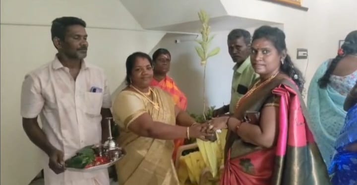 பொது மக்களுக்கு இலவச மரக்கன்றுகள்