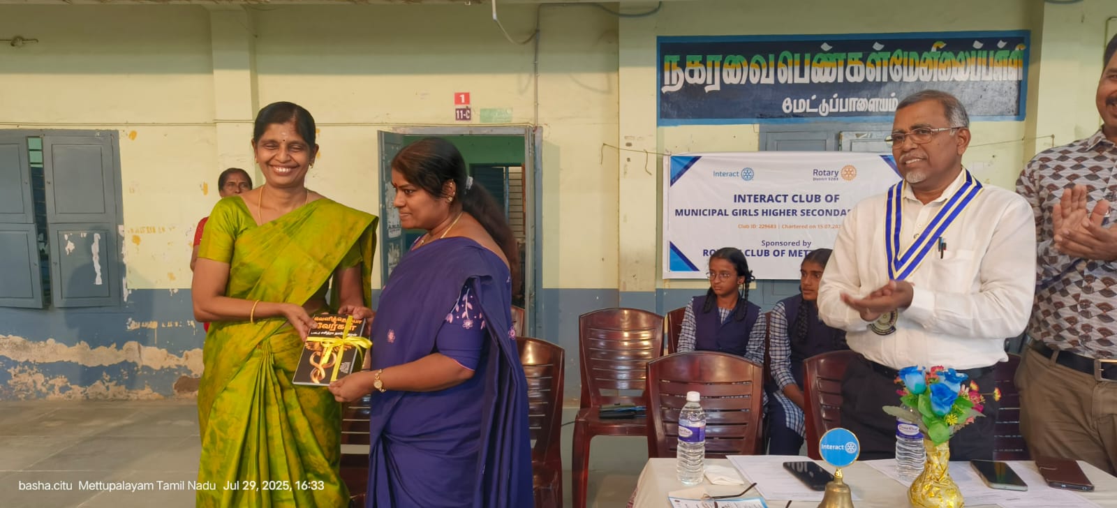 ரோட்டரி இன்ட்ராக்ட் கிளப் புதிய நிர்வாகிகளாக மாணவிகள் தேர்வு .!