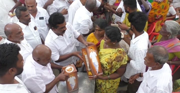 அய்யங்கோட்டை பகுதியில் நலத்திட்ட உதவிகள்