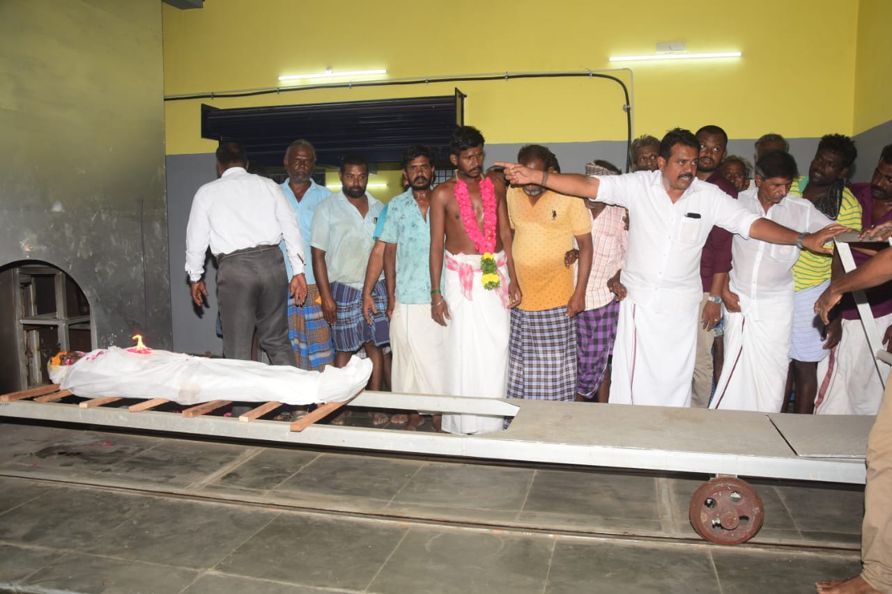 சோழவந்தான் பேரூராட்சியில் 1.5 கோடி மதிப்பில் நவீன மின் எரிவாயு தகன மேடை பொதுமக்கள் பயன்பாட்டிற்கு வந்தது.