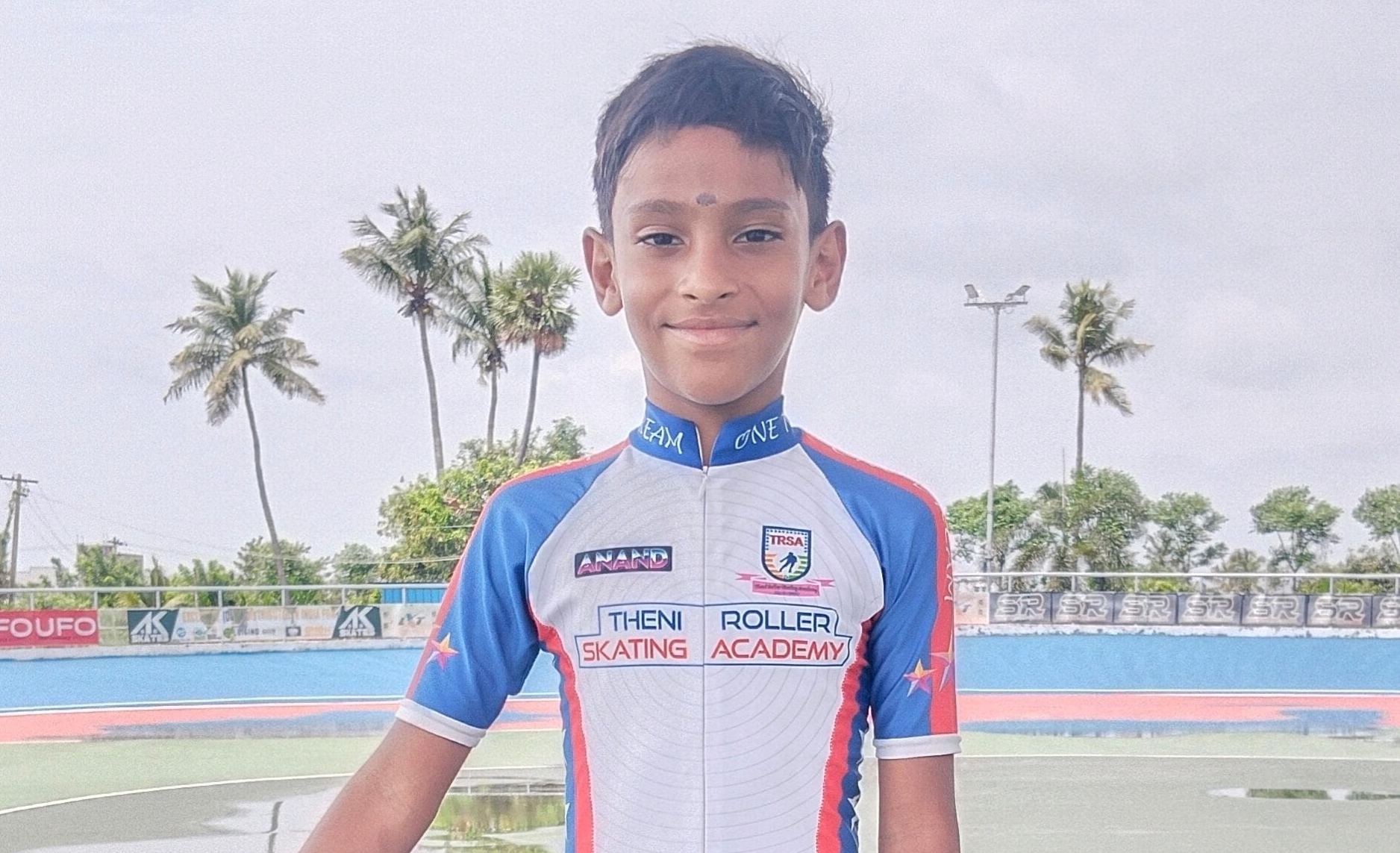 ரோலர் ஸ்கேட்டிங் போட்டிகளில் உசிலம்பட்டி மாணவனுக்கு வெள்ளி, வெண்கலப் பதக்கம்
