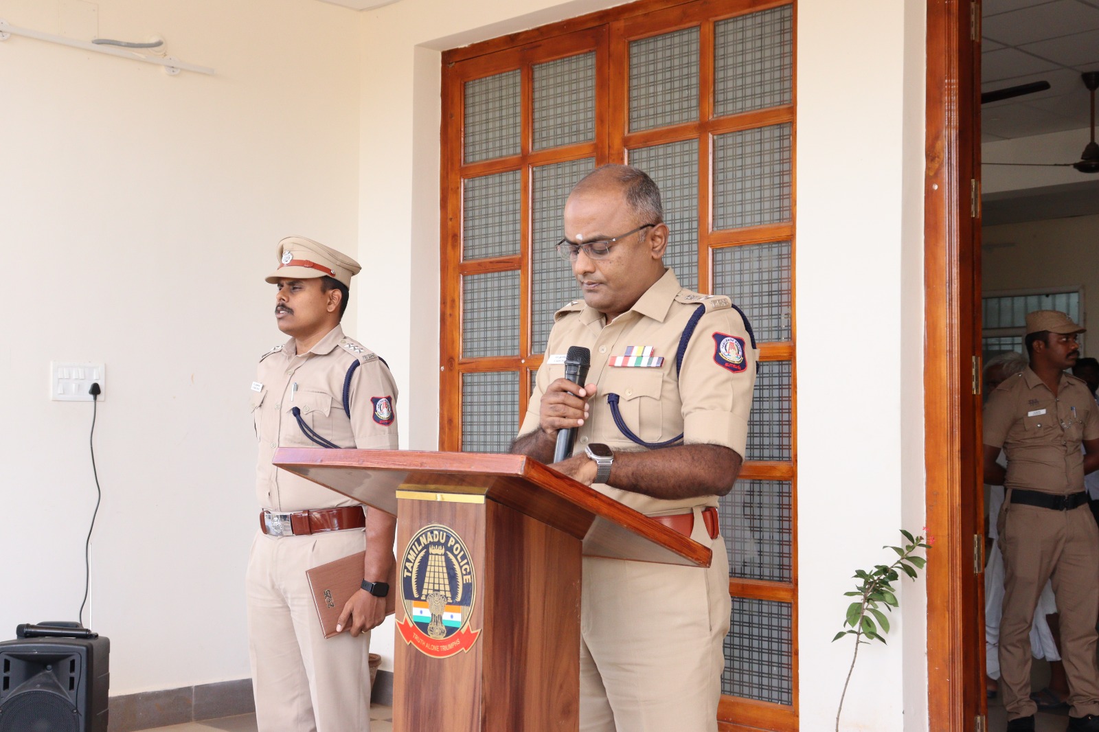 தென்காசி மாவட்ட எஸ்.பி தலைமையில் சமூக நீதிநாள் உறுதிமொழி ஏற்பு..