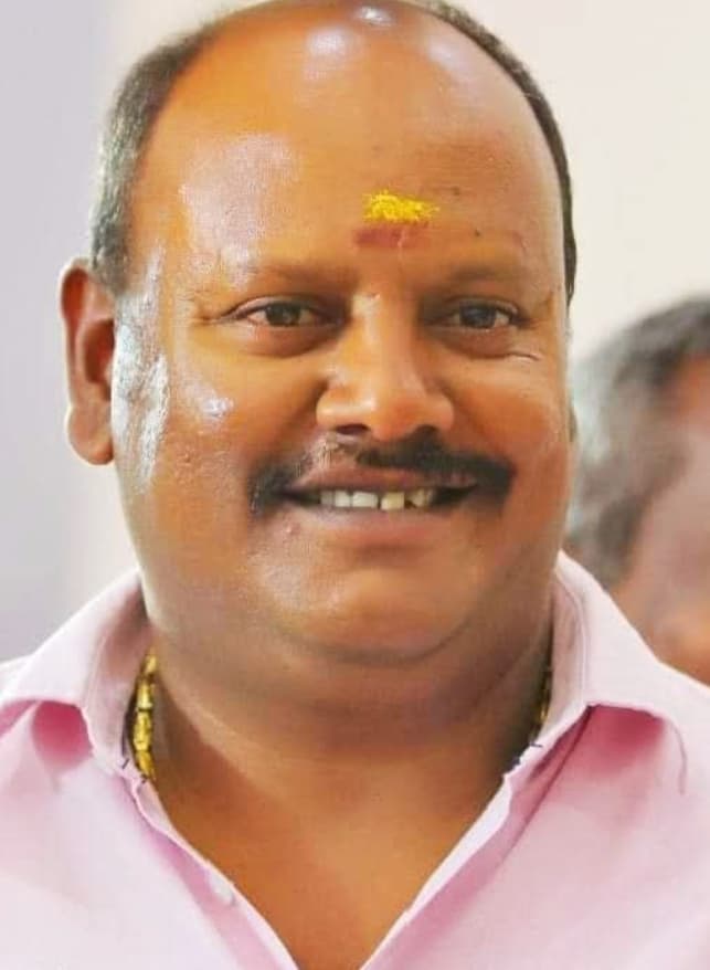 சோழவந்தான் திமுக பேரூர் செயலாளர் வழக்கறிஞர்க்கு சிறந்த பேரூர் செயலாளர் விருது