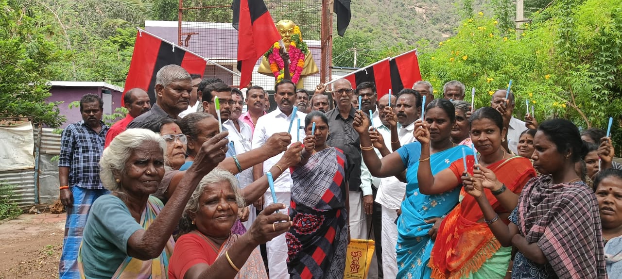 உசிலம்பட்டி சமத்துவ புரத்தில் தந்தை பெரியார் 147 வது பிறந்தநாள் விழா