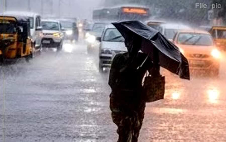 தமிழகம் மற்றும் புதுச்சேரியில் இன்று மிதமான மழை பெய்ய வாய்ப்பு..