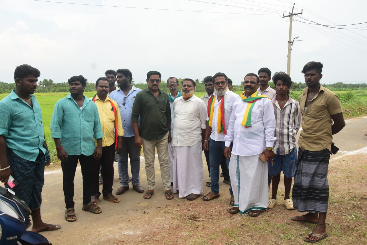 சோழவந்தான் அருகே அமச்சியாபுரம் கிராமத்தில் மேல்நிலை நீர் தேக்க தொட்டியில் மலம் கலந்த விவகாரம் தமிழக வாழ்வுரிமை கட்சியினர் நேரில் விசாரணை