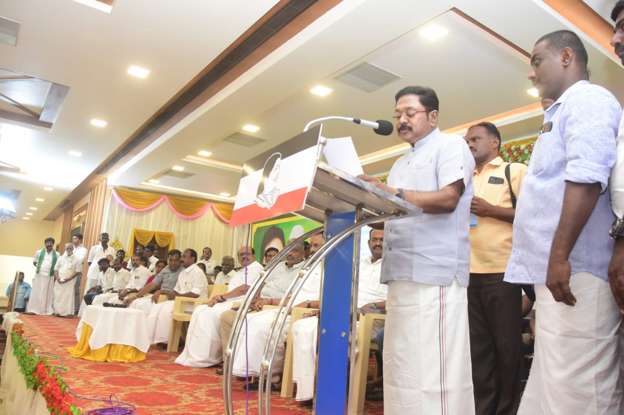 சோழவந்தானில் அம முக சார்பில் நடைபெற்ற ஆலோசனைக் கூட்டத்தில் டிடிவி தினகரன் சிறப்புரை